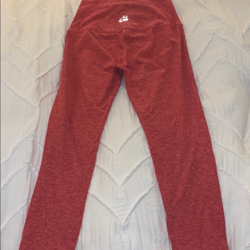 Beyond Yoga Cropped Leggings